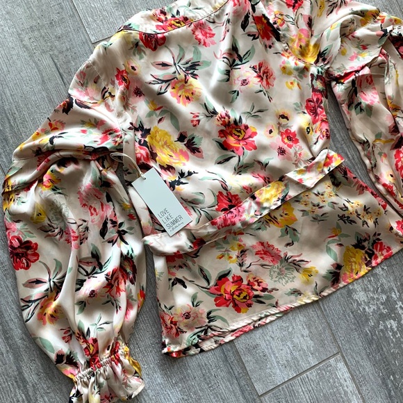 ENDLESS SUMMER WRAPPED UP TOP - Picture 9 of 9